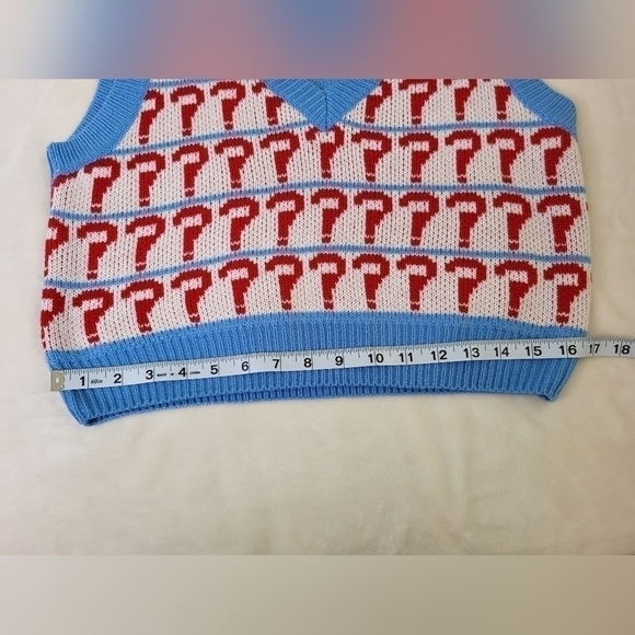 Funky Question Mark Knit Cropped Sleeveless Sweater. Size Large - Picture 5 of 7